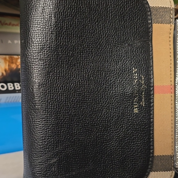 Guc: ORGINAL WOC BURBERRY - Picture 6 of 11